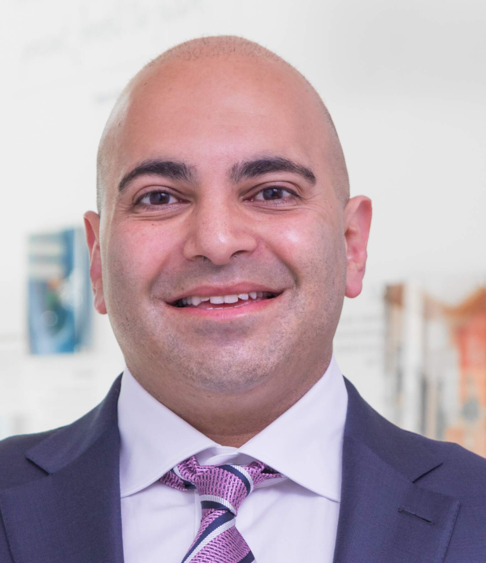Dr Kartik Bhatia
